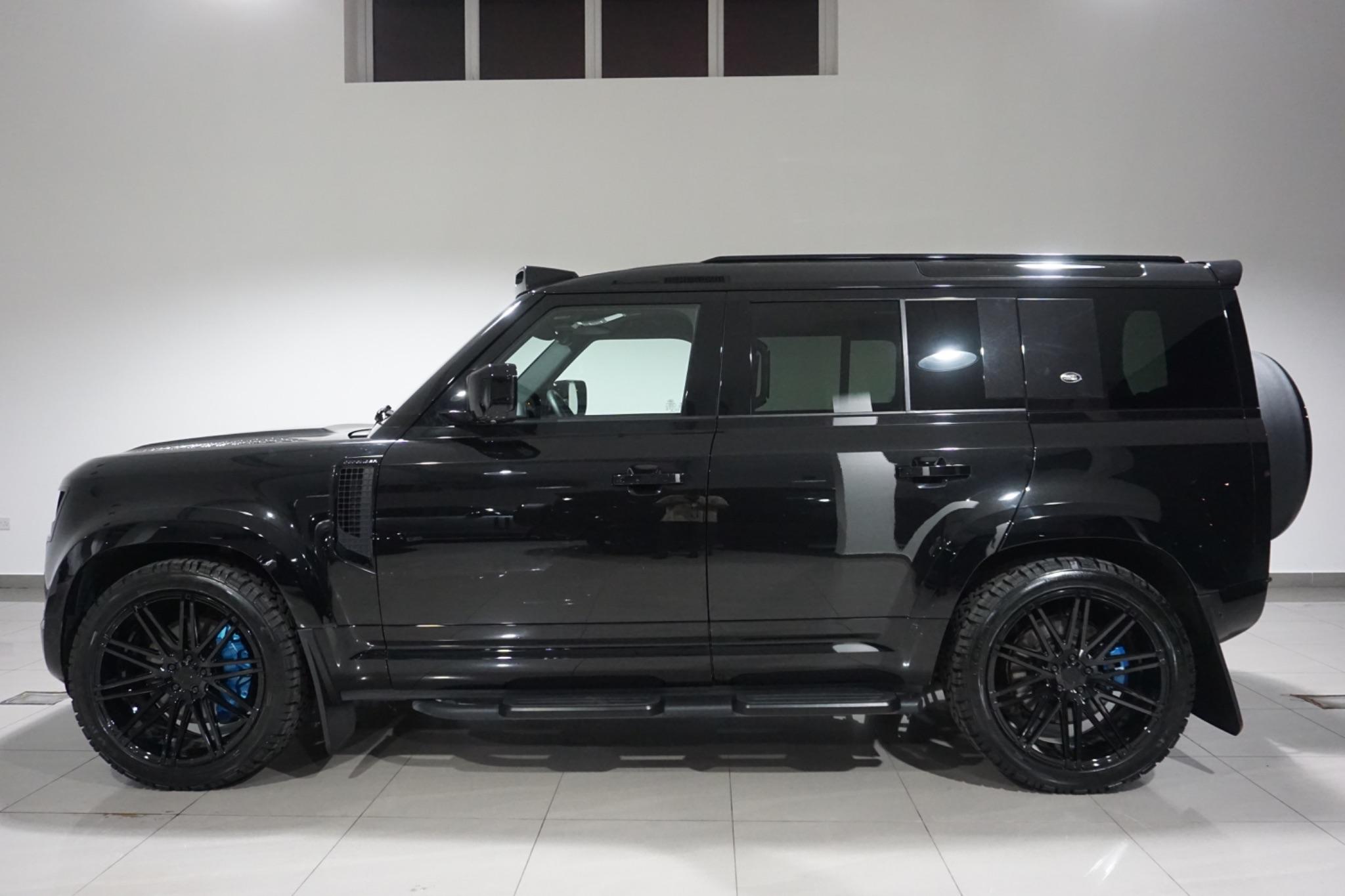 Land Rover Defender 110 3.0 D250 MHEV X-Dynamic HSE Auto 4WD Euro 6 (s/s) 5dr